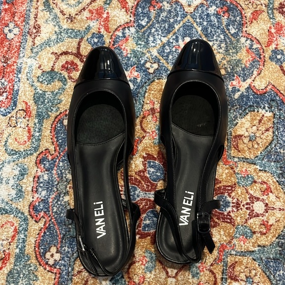 Vaneli Aliz Black kitten heels. Size 81/5 - Picture 6 of 7